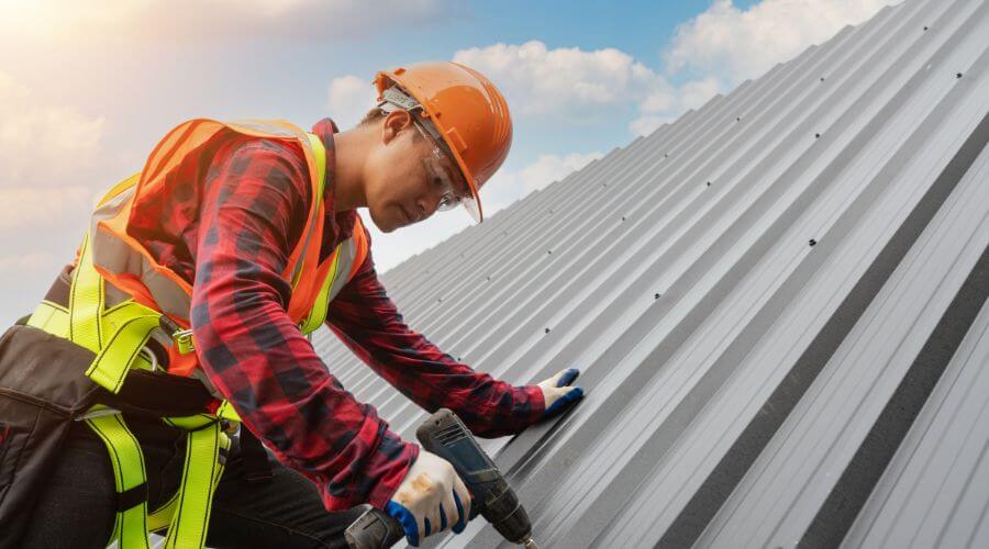 Professional gutter cleaning in Strong, AR
